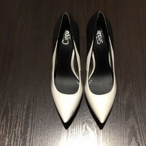 NEW! Circus by Sam Edelman B&W Pumps Size 9